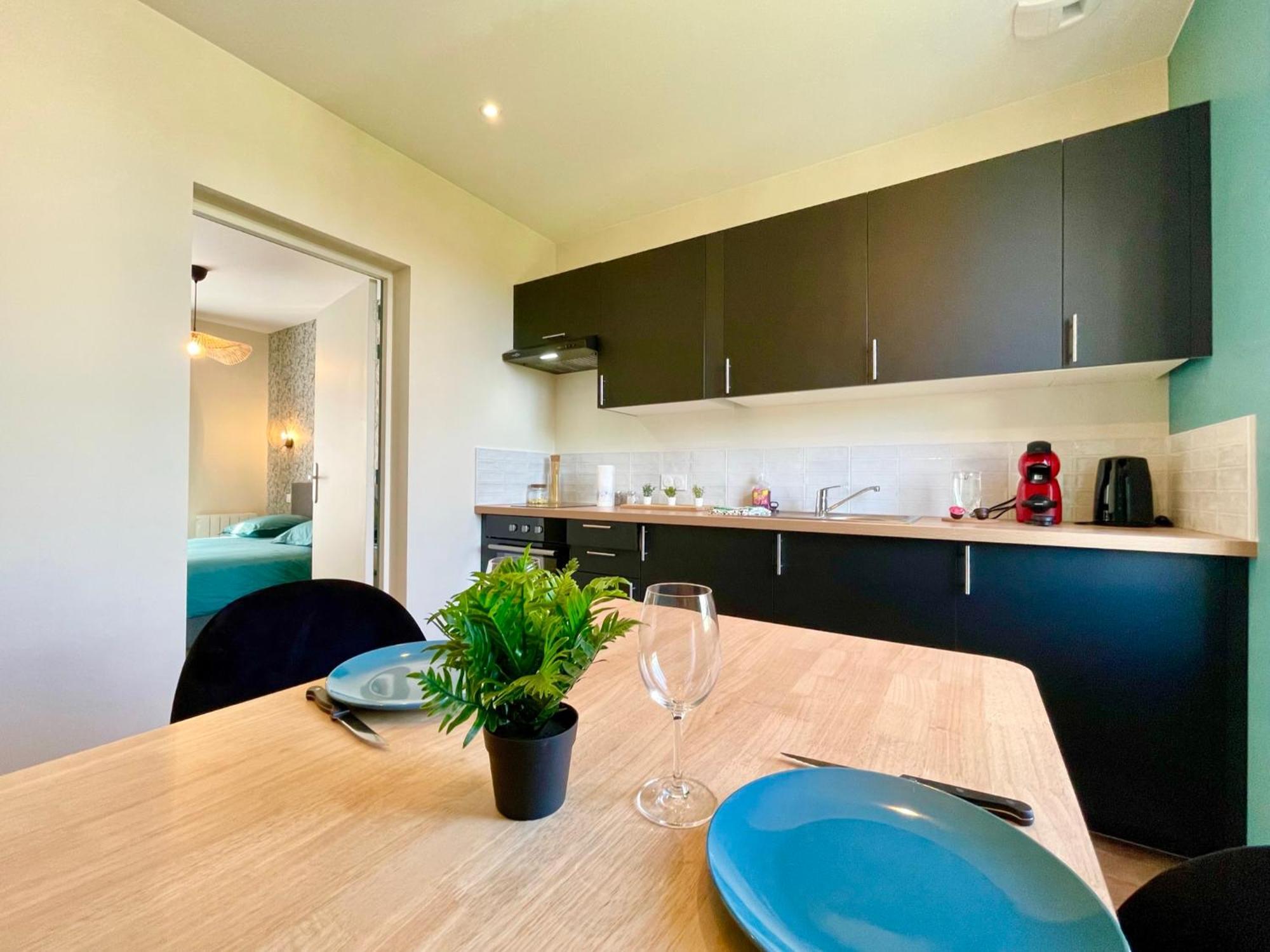 Appartements A Lorient - Tout Confort - Internet Fibre - Nouveau Extérieur photo