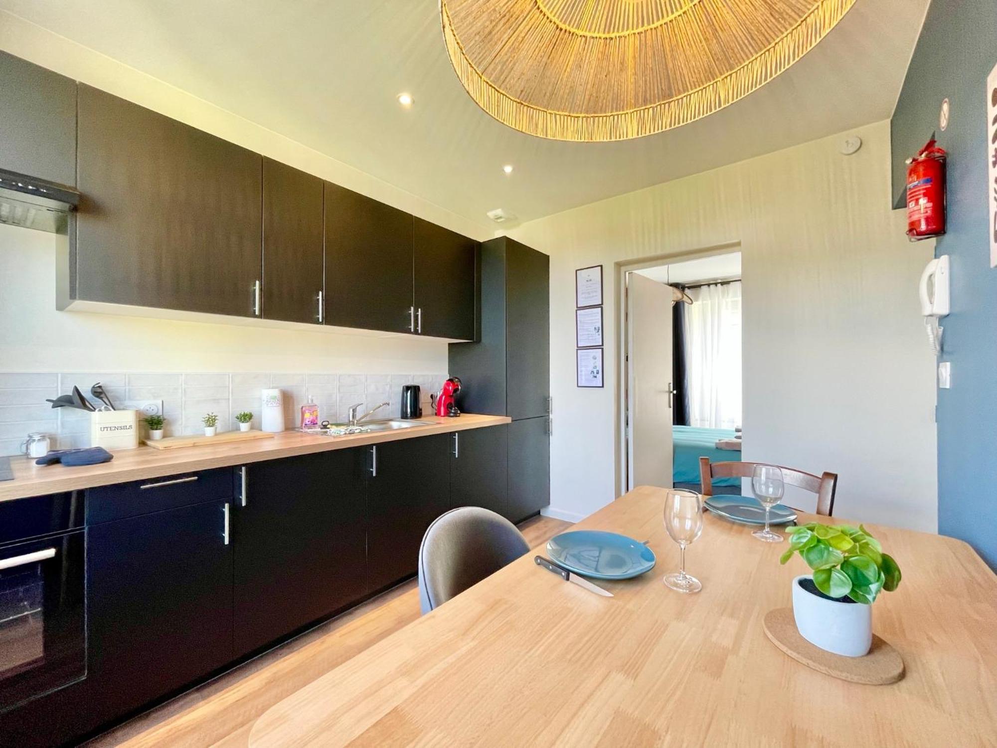 Appartements A Lorient - Tout Confort - Internet Fibre - Nouveau Extérieur photo